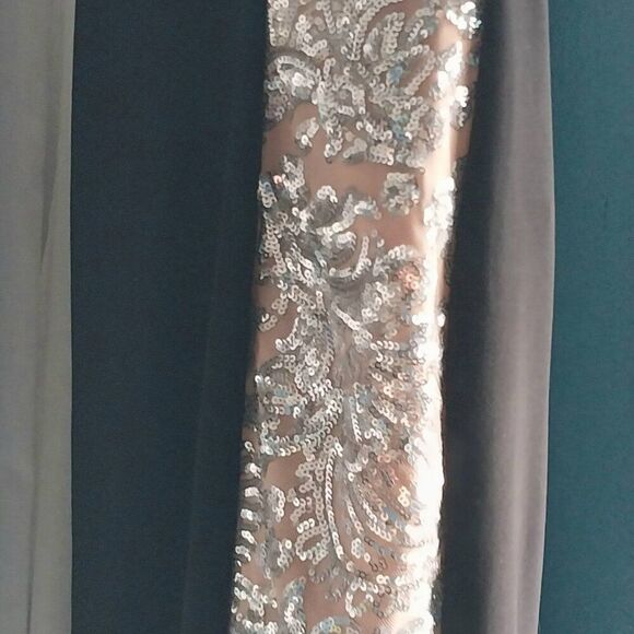 NWT R&M RICHARDS Embroidered Sequin Dress Size 6 - Picture 6 of 12